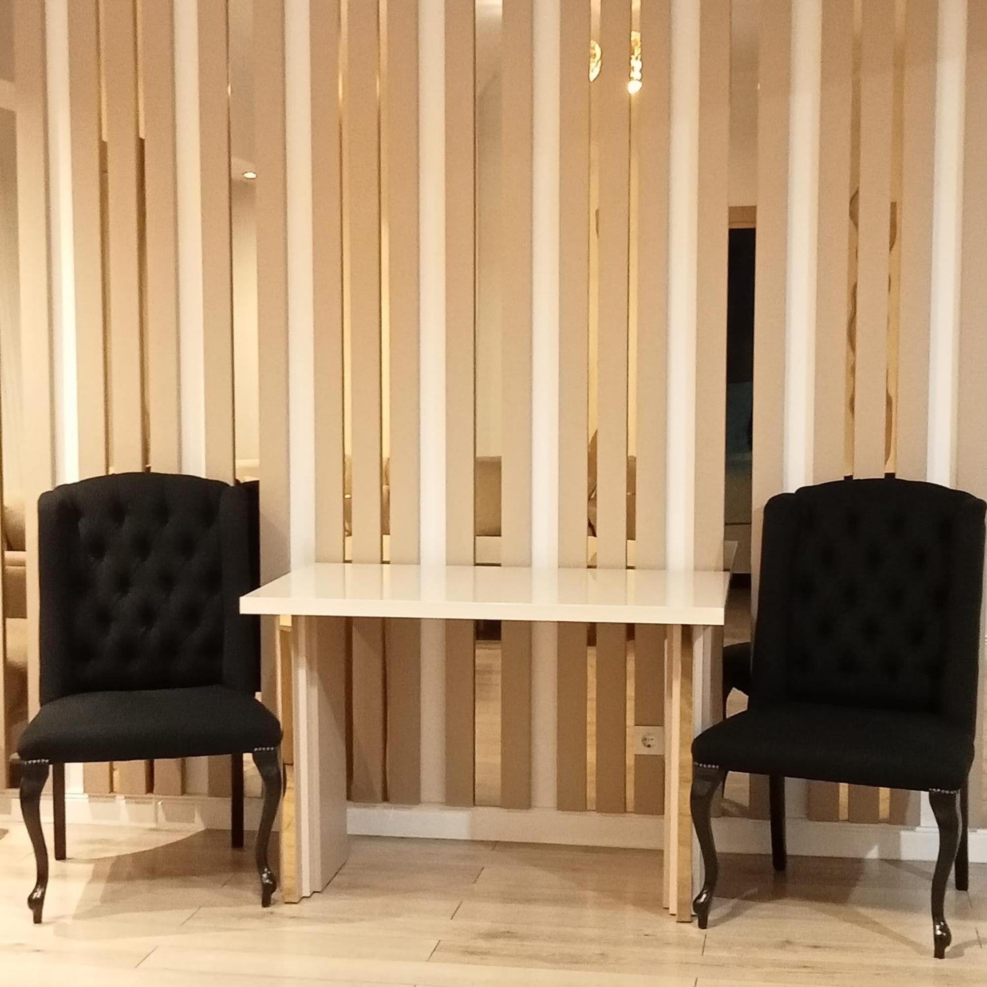 Elegant Suite - Titan Park Bucarest Esterno foto