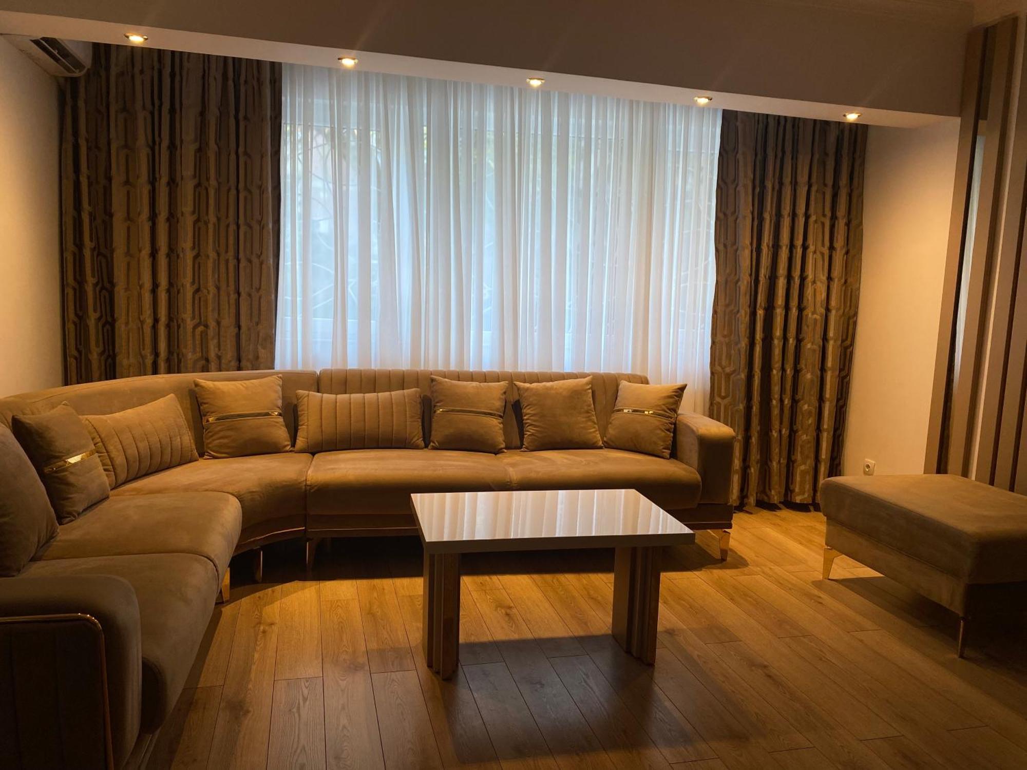 Elegant Suite - Titan Park Bucarest Esterno foto